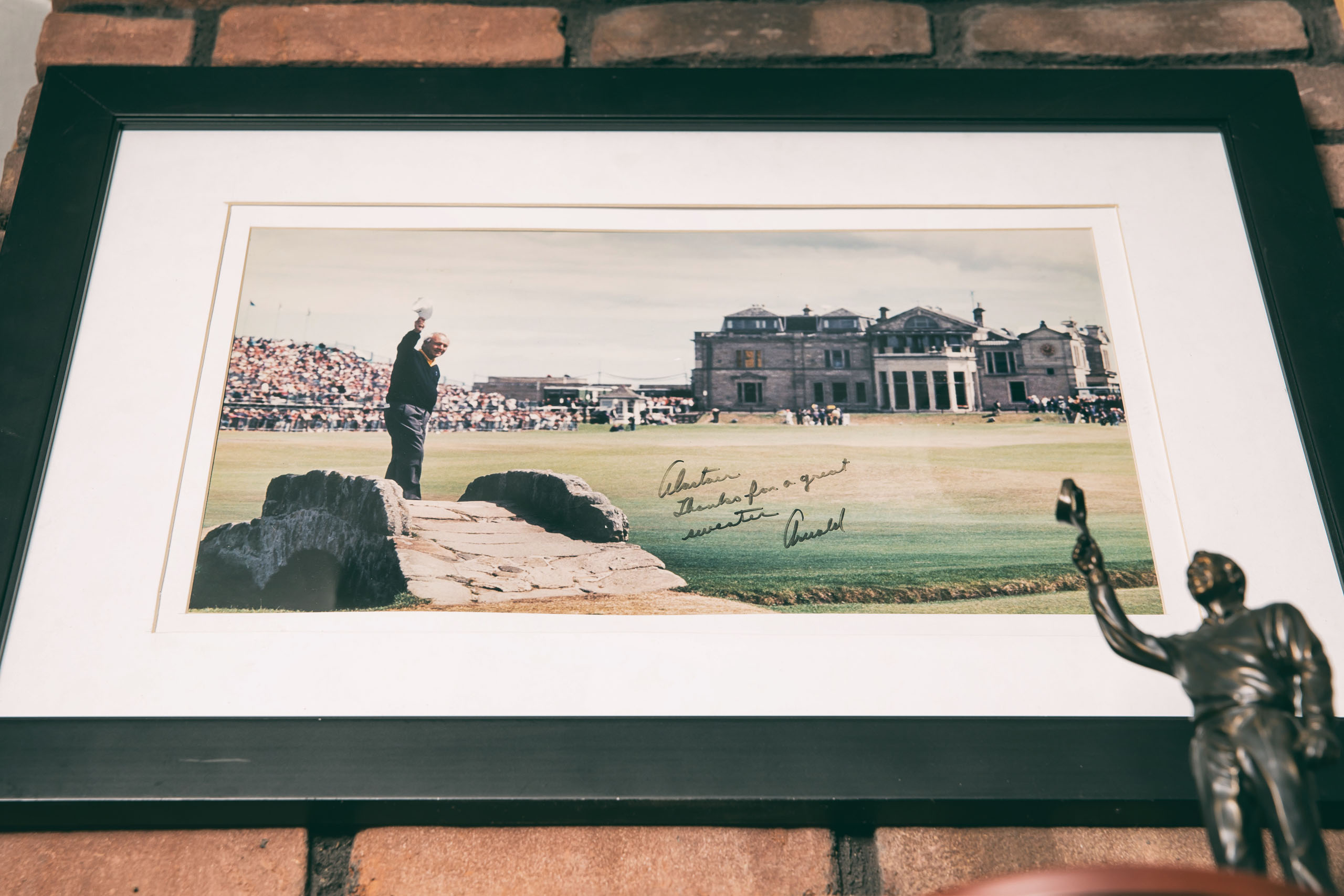 Arnold Palmer Autographed Open Championship Photo 1995. Photo by Todd Rosenberg.